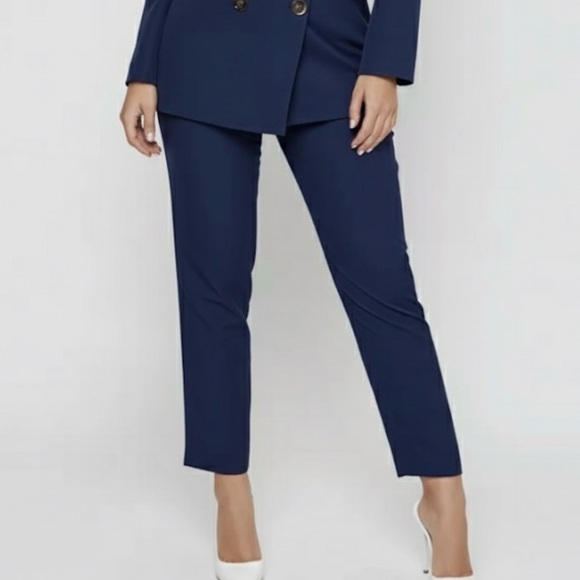 Double Breasted Blazer & Matching Pants Set - Picture 2 of 4